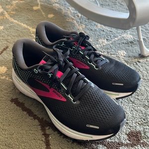 Women’s Brooks Ghost 14 Running Shoes